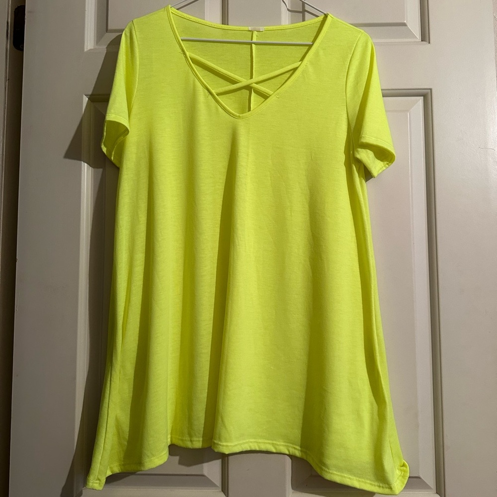 Neon yellow, long, small top